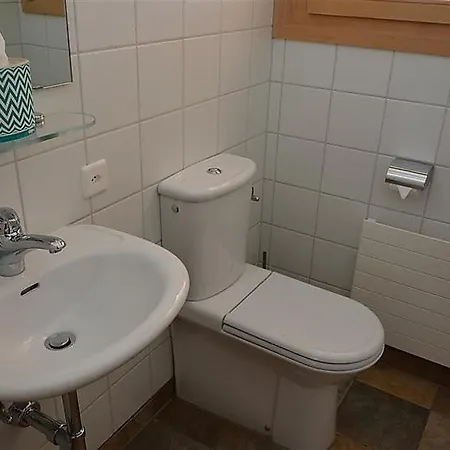 Apartment Schonried Sleeps 4 Wifi Gstaad